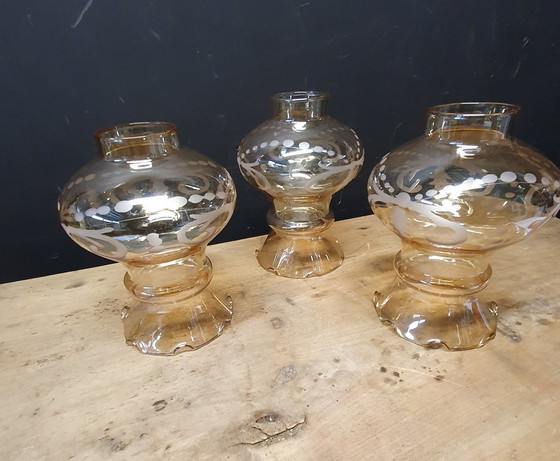 Image 1 of 1855 Abat-jour Vintage en verre fumé