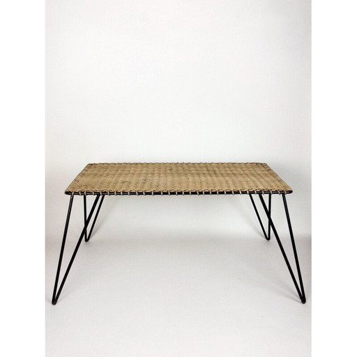 Table basse vintage en rotin par Raoul Guys