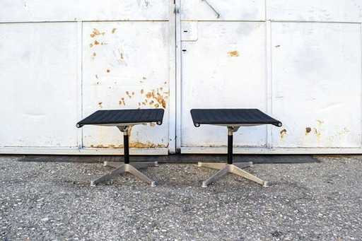 Repose-pieds EA 125 par Charles & Ray Eames pour Herman Miller, années 1970