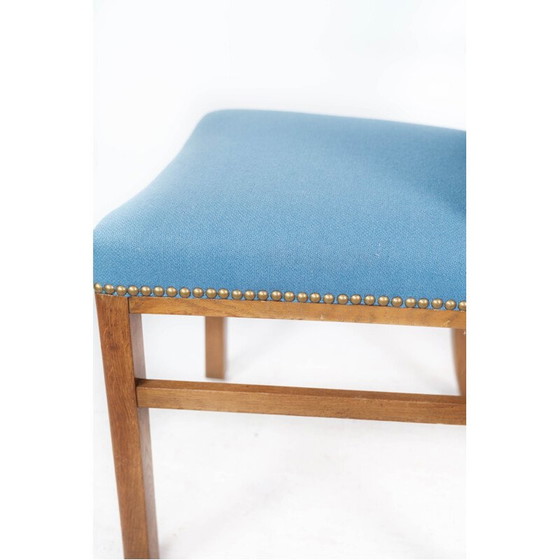 Image 1 of Chaise vintage avec pieds en acajou clair et revêtement en tissu bleu clair, 1940