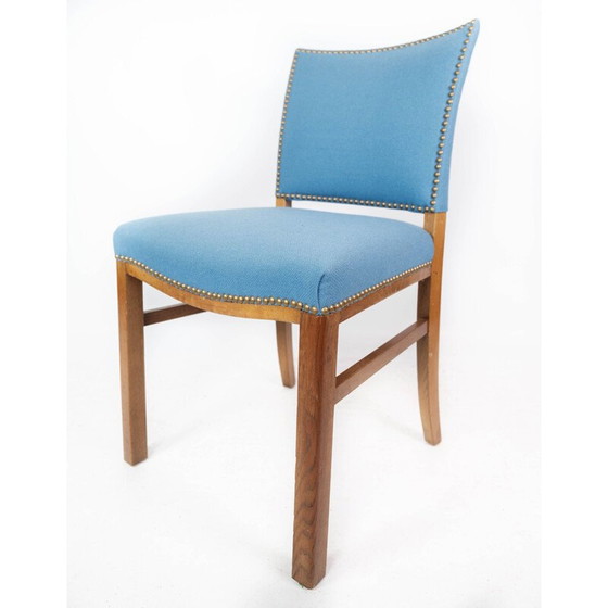 Image 1 of Chaise vintage avec pieds en acajou clair et revêtement en tissu bleu clair, 1940