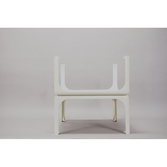 Image 1 of Table basse vintage en plastique blanc par Vico Magistretti pour Artemide, Italie 1970