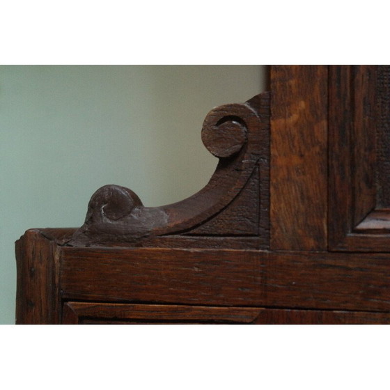 Image 1 of Bureau vintage néo-Renaissance avec caisse et gradin en chêne