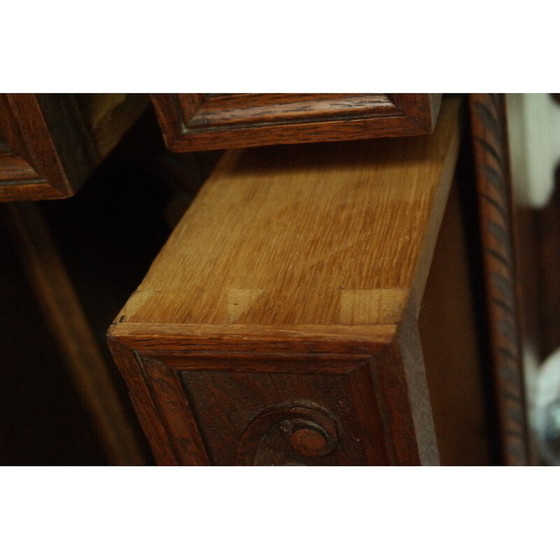 Image 1 of Bureau vintage néo-Renaissance avec caisse et gradin en chêne