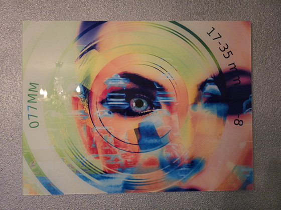 Image 1 of 1 Œuvre d'art exclusive. L'œil à travers l'objectif