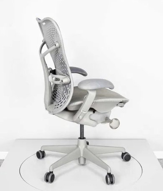 Image 1 of Herman Miller Mirra