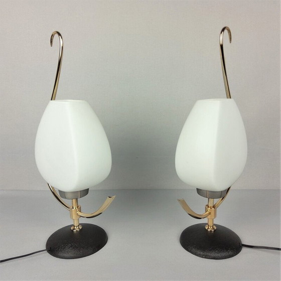 Image 1 of Paire de lampes vintage en opaline et laiton, 1960
