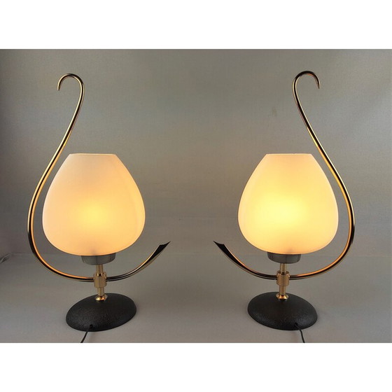 Image 1 of Paire de lampes vintage en opaline et laiton, 1960