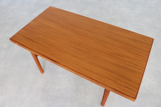Image 1 of Table basse vintage en teck