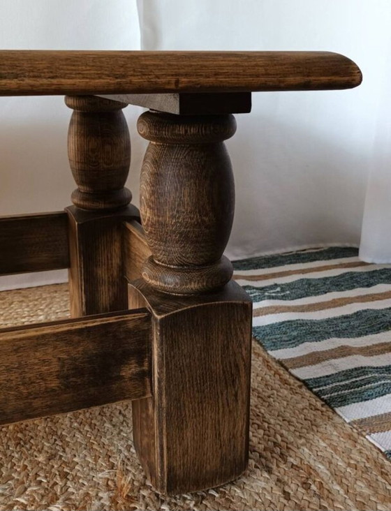 Image 1 of Table Basse En Chêne Massif Vintage 