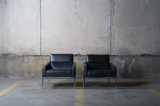 Image 1 of Fauteuils Arne Jacobsen - Fritz Hansen Modèle 3300