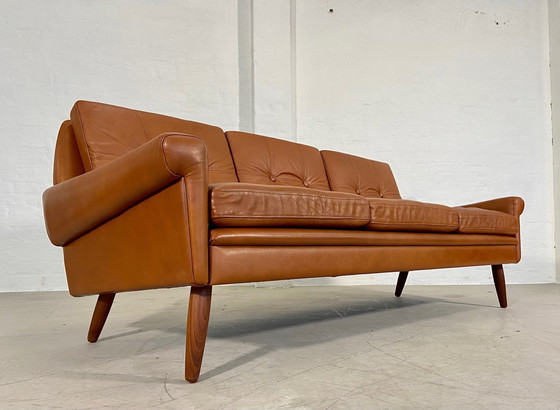 Image 1 of Canapé 3 places Svend Skipper vintage danois du Mid Century en cuir cognac 1970,S