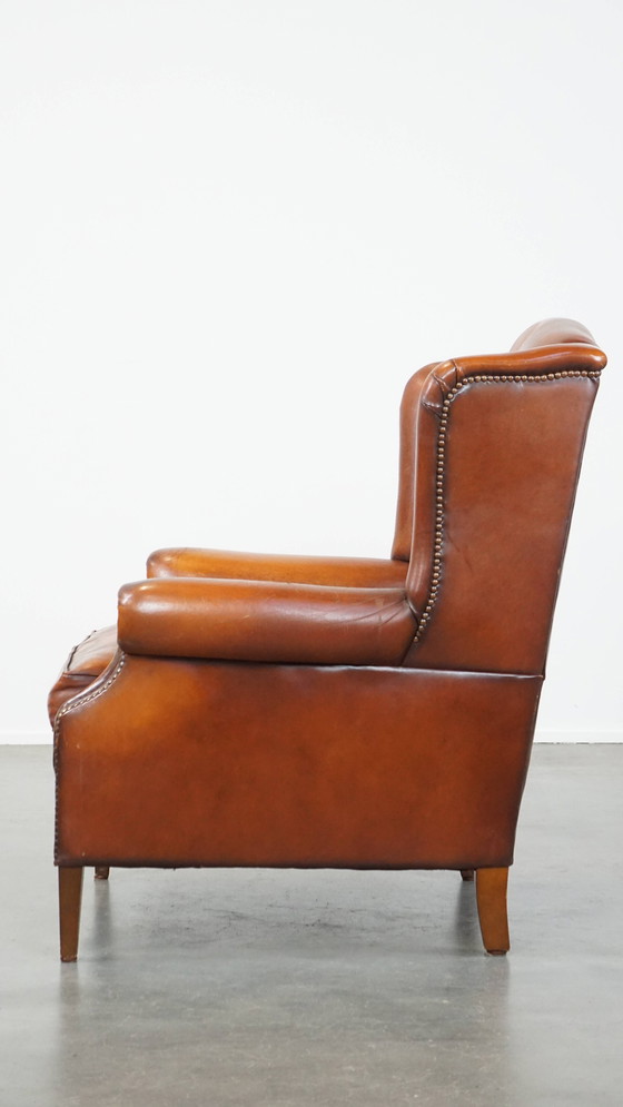 Image 1 of Fauteuil à oreilles en peau de mouton