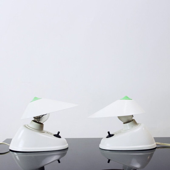 Image 1 of Lampe de table vintage en bakélite blanche par l'équipe Bauhaus, Tchécoslovaquie, années 1930