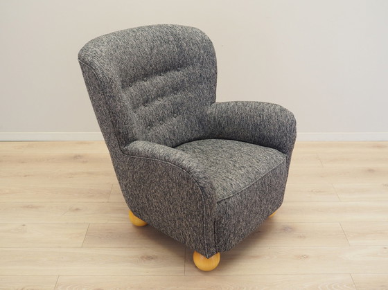 Image 1 of Fauteuil gris, Design scandinave, Production : Danemark