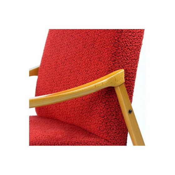 Image 1 of Paire de fauteuils vintage en hêtre clair et tissu rouge par Interier Praha, Tchécoslovaquie 1971