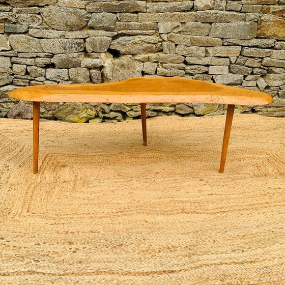Image 1 of Table basse vintage de forme libre en bois massif, France 1960