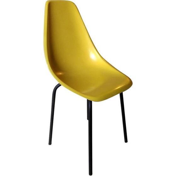 Image 1 of Chaise vintage en fibre de verre jaune d'Alain Richard, 1950
