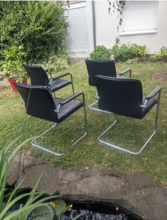 Image 1 of Set De 4 Chaises Cantilever Artcollection De Walter Knoll