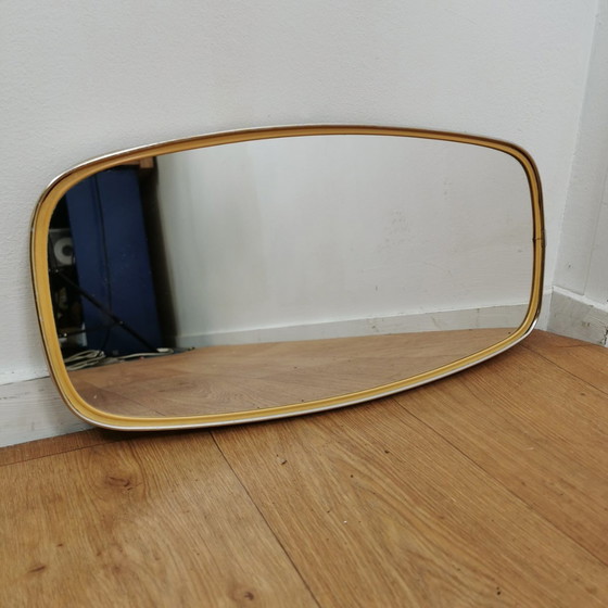 Image 1 of Miroir Vintage Mid Century, miroir de cheminée avec bordures en laiton