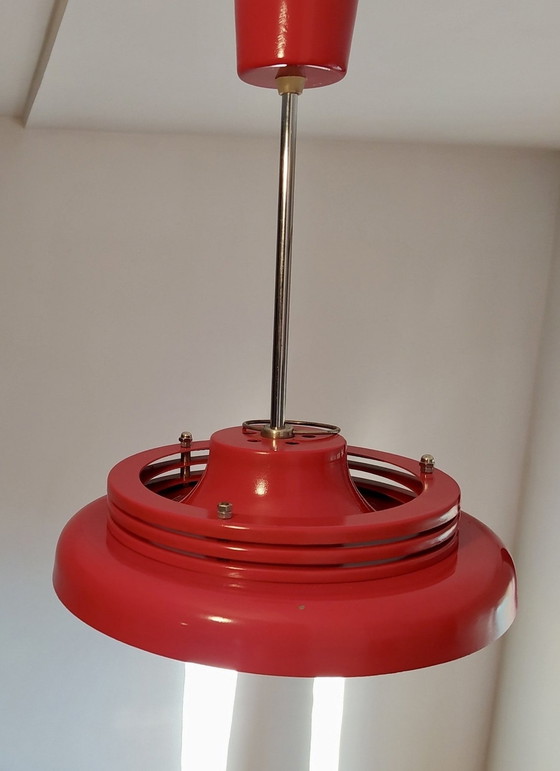 Image 1 of Lampe pendante vintage 70S rouge de l'âge de l'espace