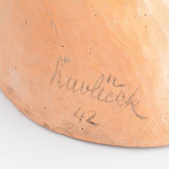 Image 1 of Buste en argile vintage de Marie avec un enfant par Karel Havlíček, République tchèque 1942s.