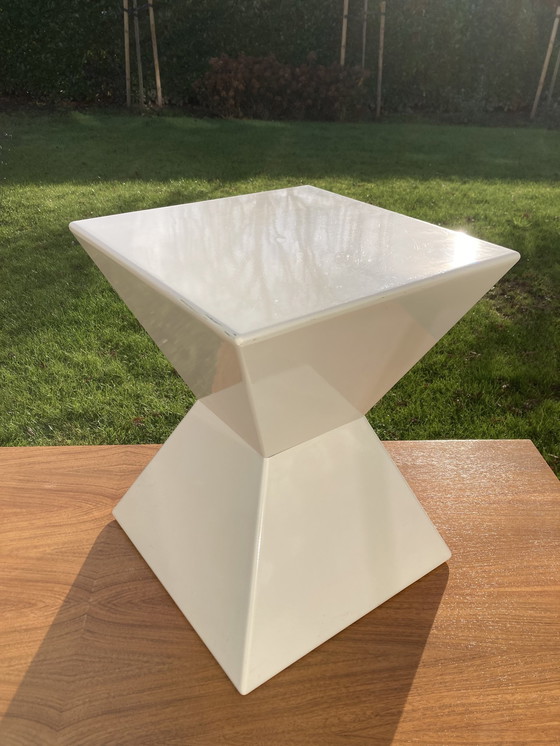Image 1 of Tabouret / Table d'appoint vintage Space Age Design Cube
