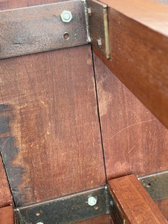 Image 1 of Table basse en bois brutaliste