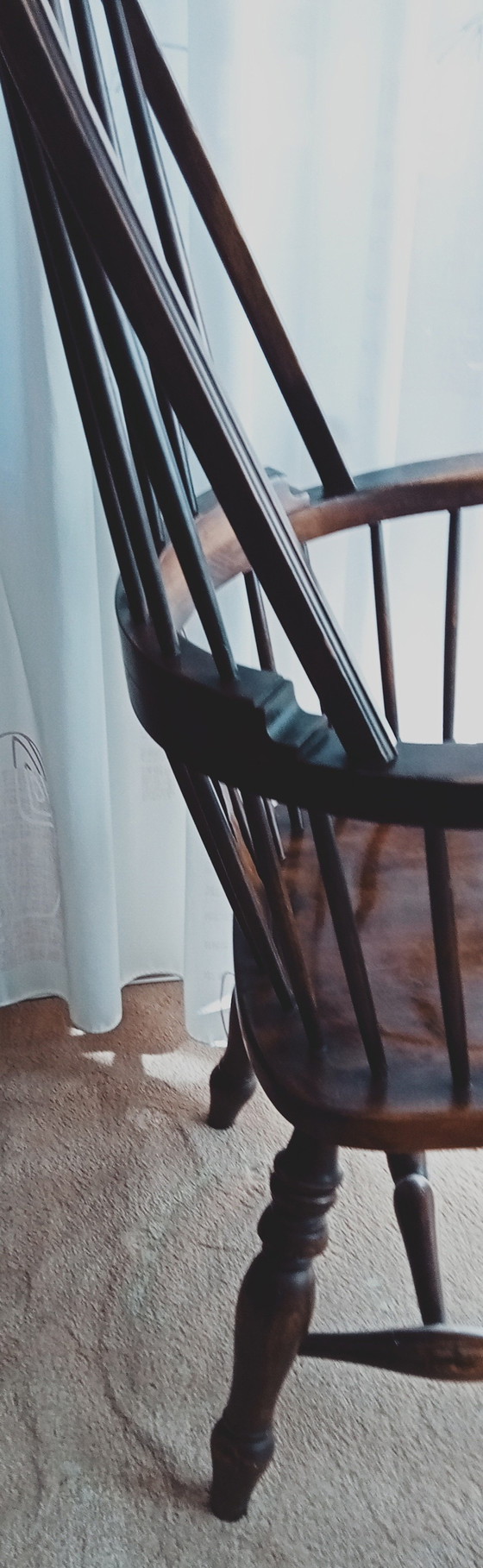 Image 1 of Authentique table de cuisine ovale Farmerhouse avec 4 fauteuils Windsor