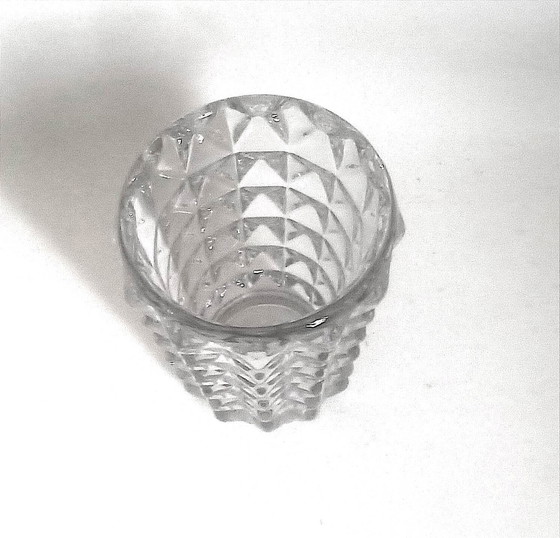 Image 1 of Vase Cristal Pointe Diamant Années 50 Hauteur 21,5 Cm