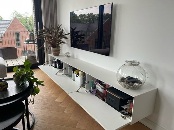 Image 1 of Meuble TV design 2.50 Mtr