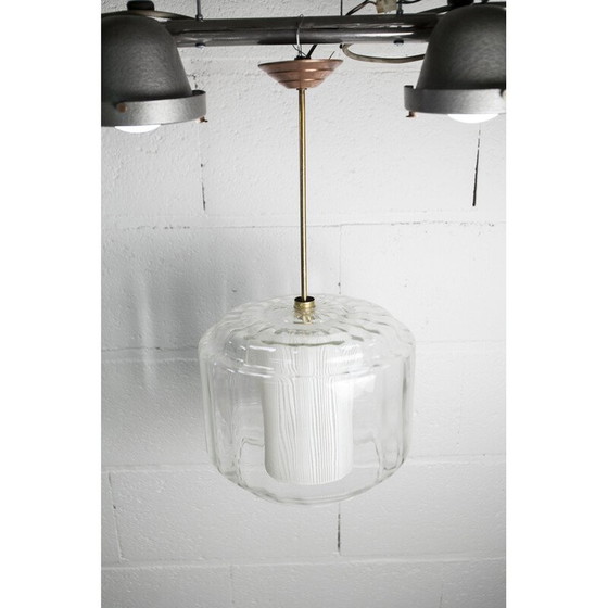 Image 1 of Lustre vintage en verre opalin et laiton, 1930