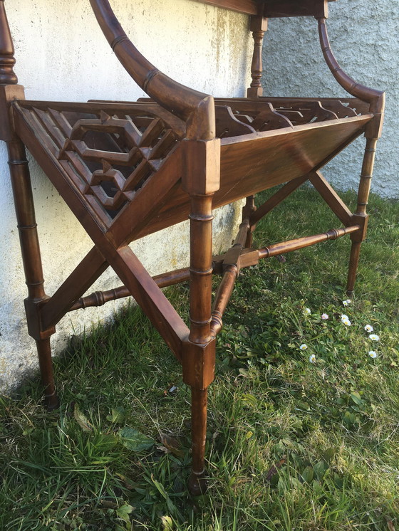 Image 1 of Porte-revues d'hôtel vintage en acajou