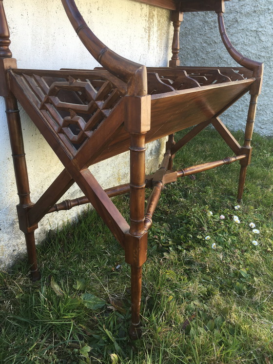 Image 1 of Porte-revues d'hôtel vintage en acajou