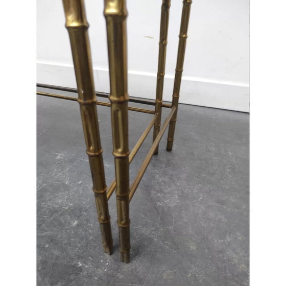 Image 1 of Tables gigognes vintage en laiton et verre, 1970