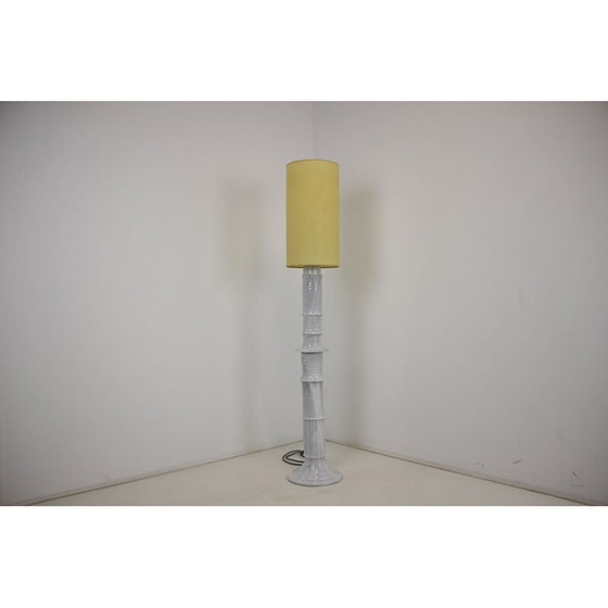 Image 1 of Lampadaire vintage en papier parchemin, Tchécoslovaquie 1970