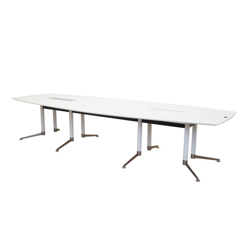 Table de conférence, Danish Design, 2016, Designer : Paul Leroy, Fabricant : Paustian