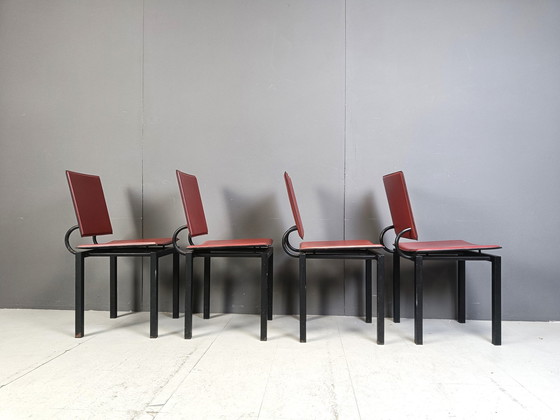 Image 1 of Ensemble de 4 chaises de salle à manger italiennes post-modernes, 1980S