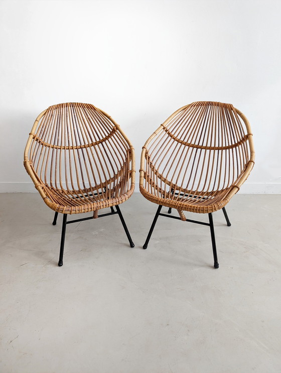 Image 1 of Ensemble de 2 chaises longues à godets en rotin 1960S