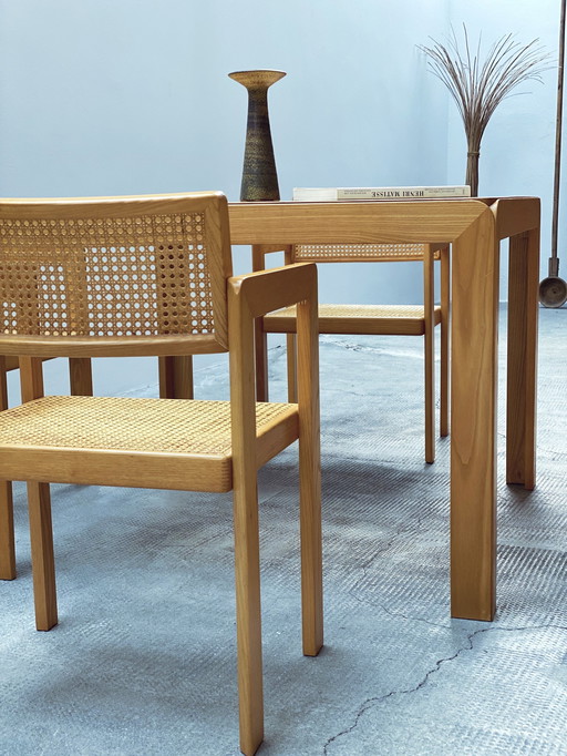 Derk Jan De Vries Pour Maisa Di Seveso "Samara" Table de salle à manger & 4 chaises Frêne Bois Rotin Tressé, Italie Années 1970