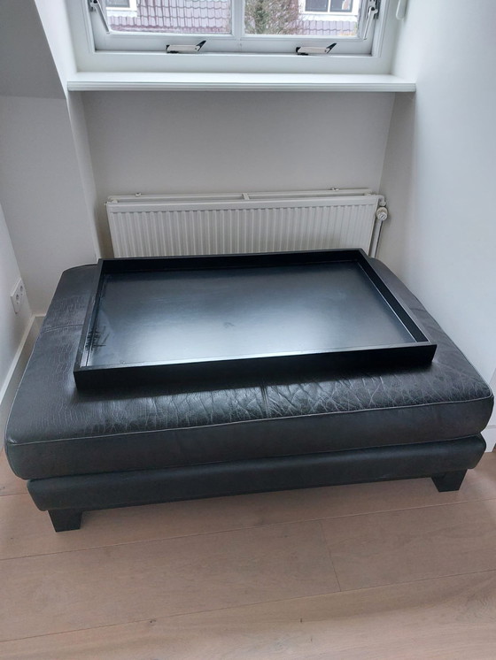 Image 1 of Hocker/Pouf en cuir noir (avec 2 plateaux de service)