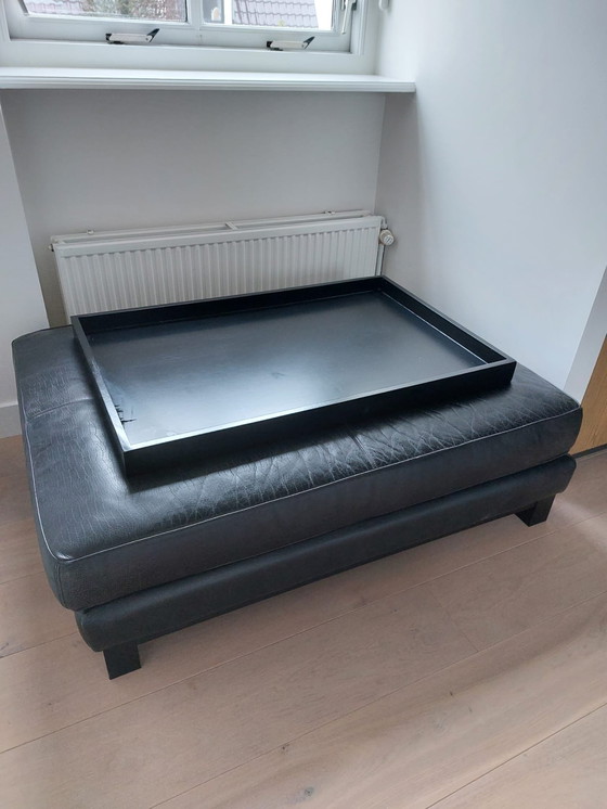 Image 1 of Hocker/Pouf en cuir noir (avec 2 plateaux de service)