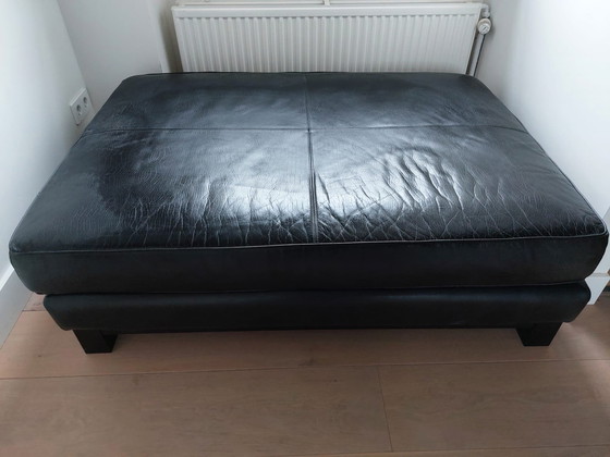 Image 1 of Hocker/Pouf en cuir noir (avec 2 plateaux de service)