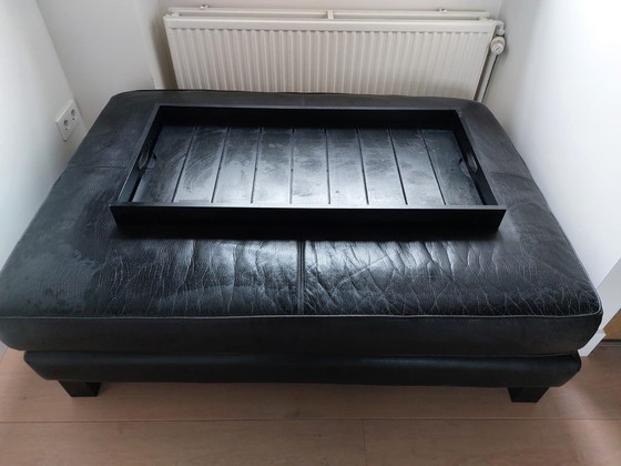 Image 1 of Hocker/Pouf en cuir noir (avec 2 plateaux de service)