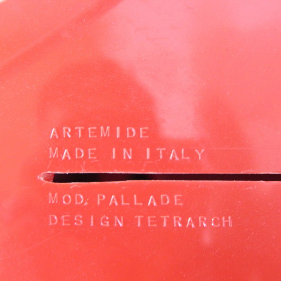 Image 1 of Lampe suspendue Pallade rouge vintage d'Artemide, 1970