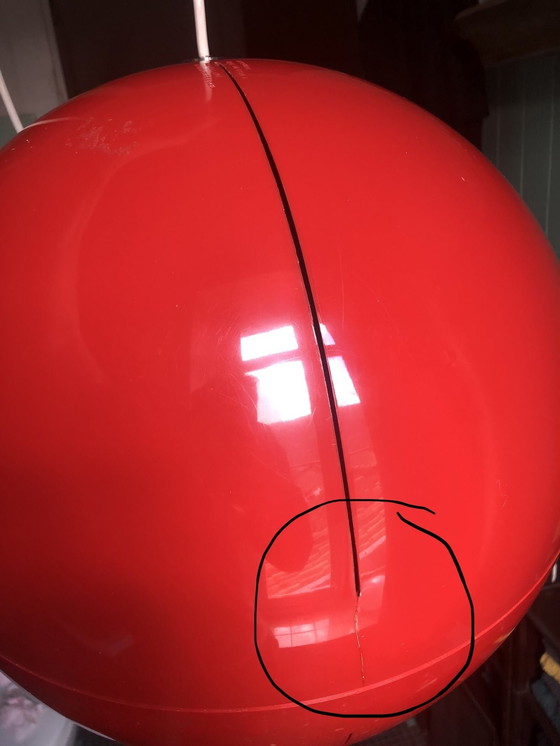 Image 1 of Lampe suspendue Pallade rouge vintage d'Artemide, 1970
