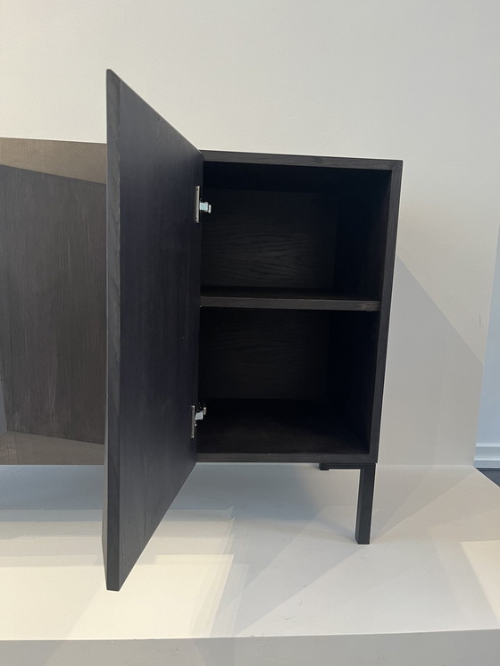 Image 1 of Design Minimal dressoir