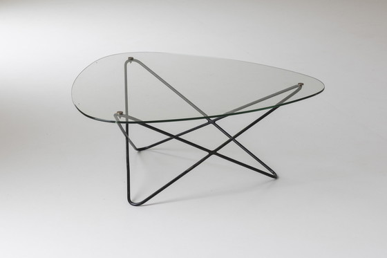 Image 1 of Table basse en forme de diamant de Florent Lasbleiz fabriquée par Airborne France en 1954.