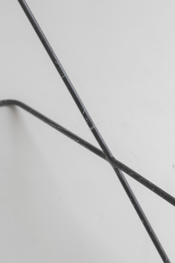 Image 1 of Table basse en forme de diamant de Florent Lasbleiz fabriquée par Airborne France en 1954.