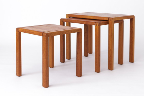 Image 1 of Ensemble de tables gigognes Vintage 1960S Teck danois